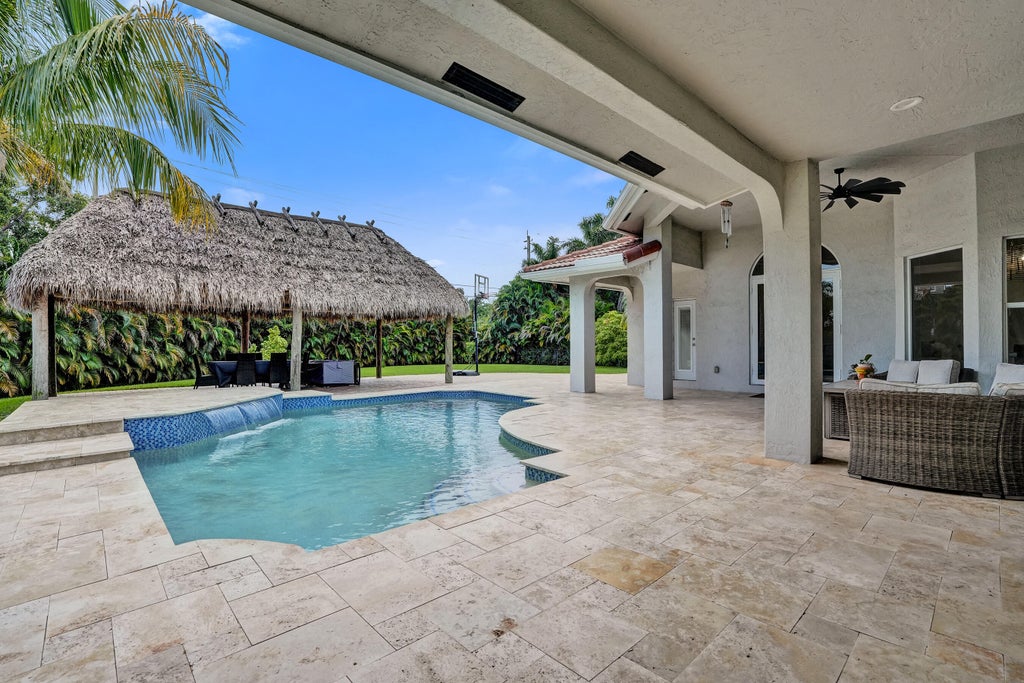 Photo of 11800 NW 17TH Place, Plantation, FL 33323 (MLS # B26067488)
