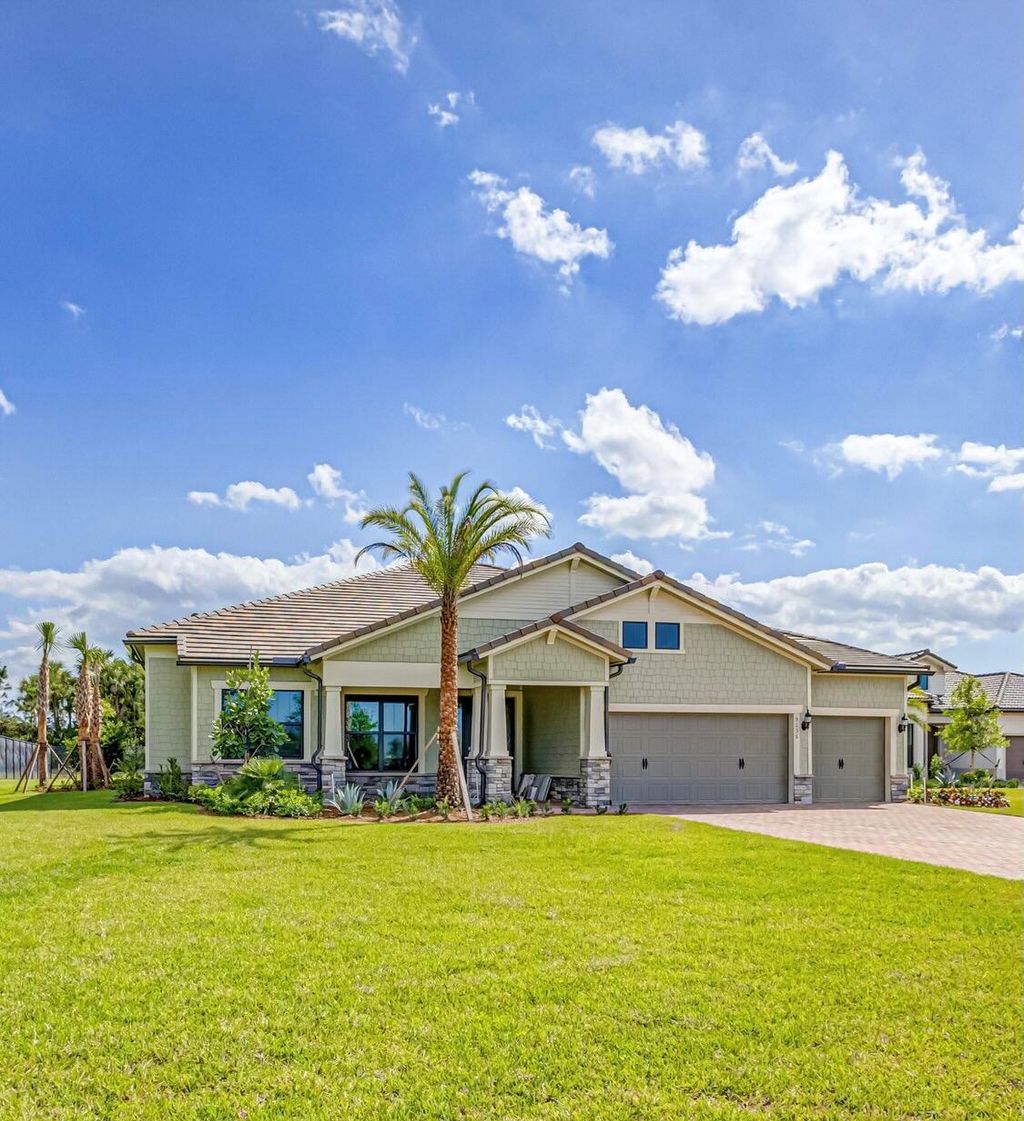 Photo of 9136 Balsamo Drive, Palm Beach Gardens, FL 33412 (MLS # R10876458)