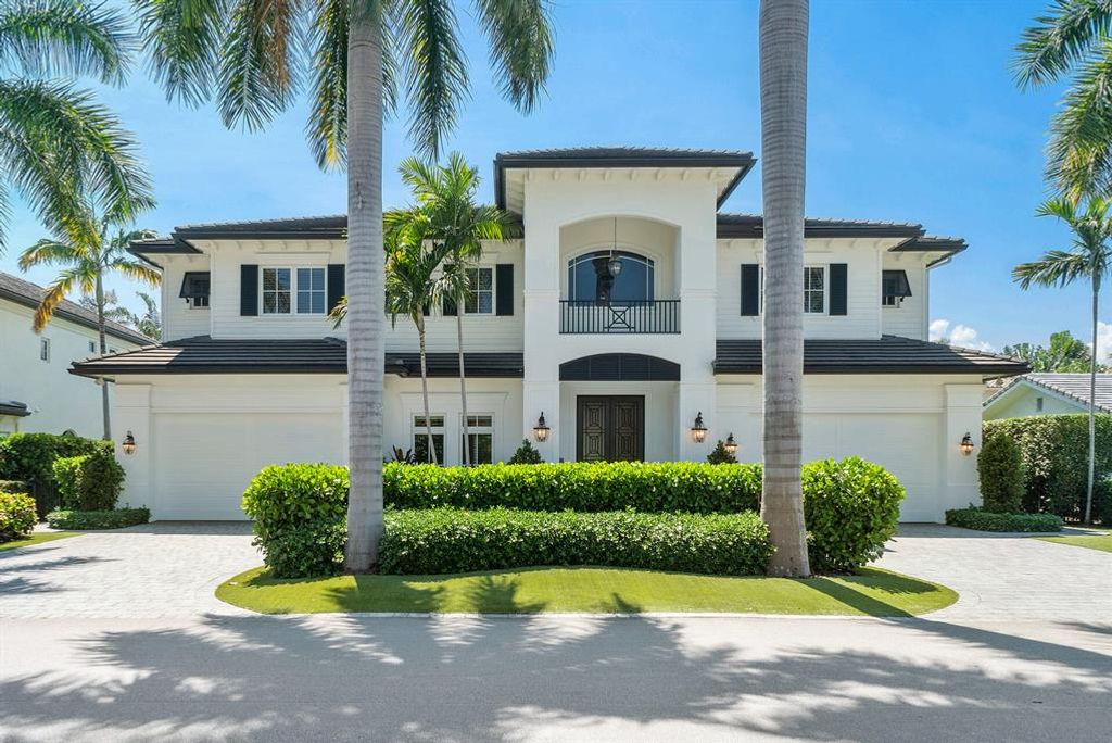 Photo of 2155 W Silver Palm Road, Boca Raton, FL 33432 (MLS # R10881098)