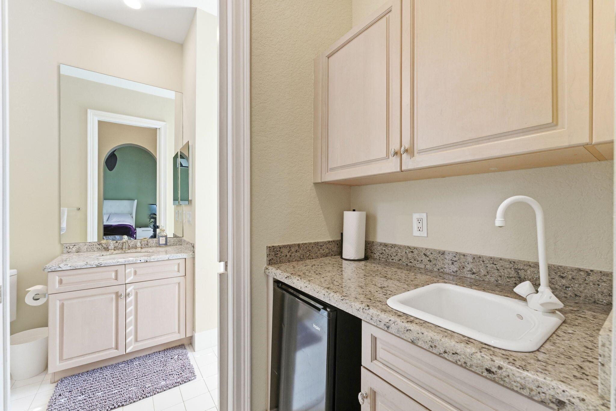 MEDITERRANIA LT 11 - Residential Lease