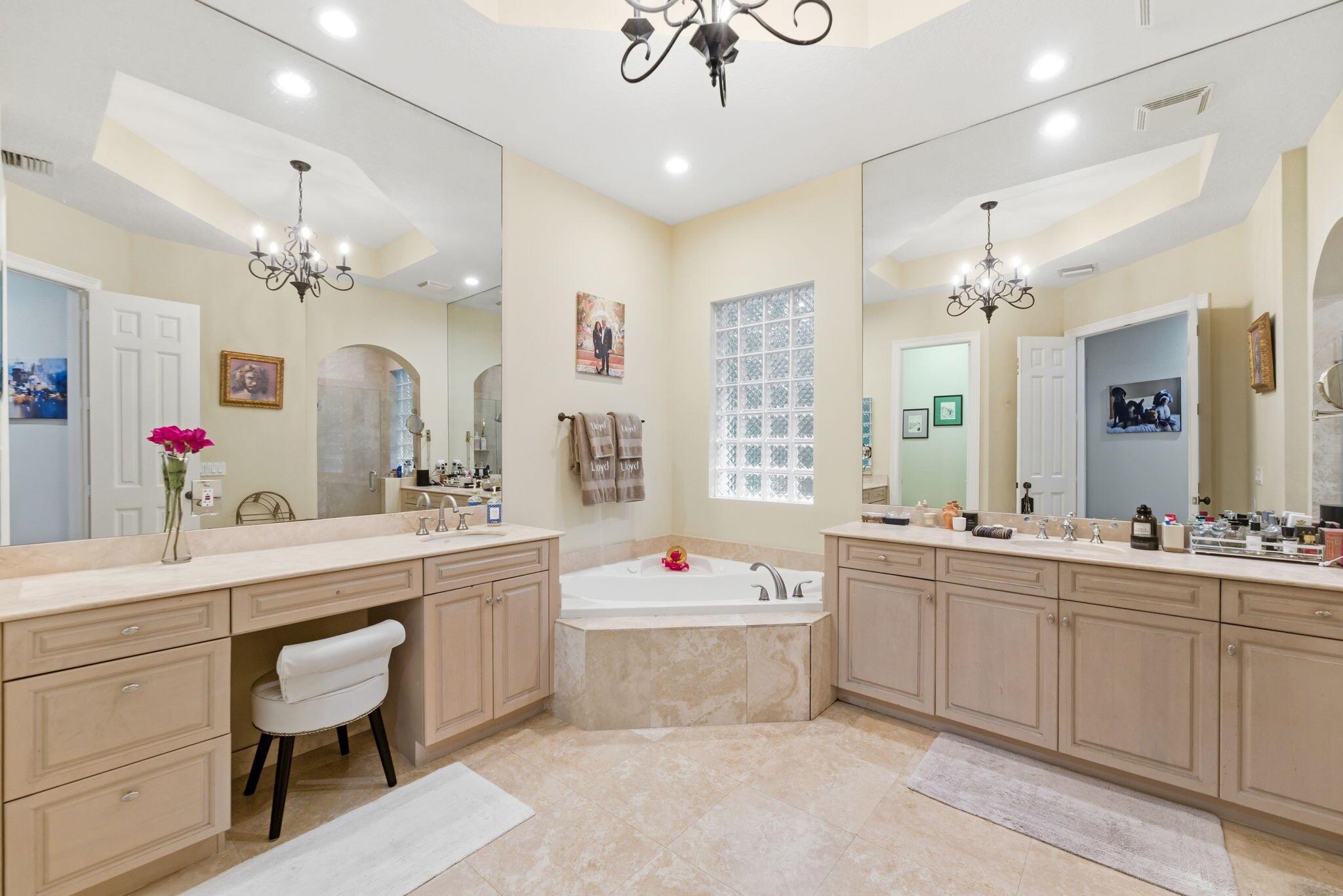 MEDITERRANIA LT 11 - Residential Lease