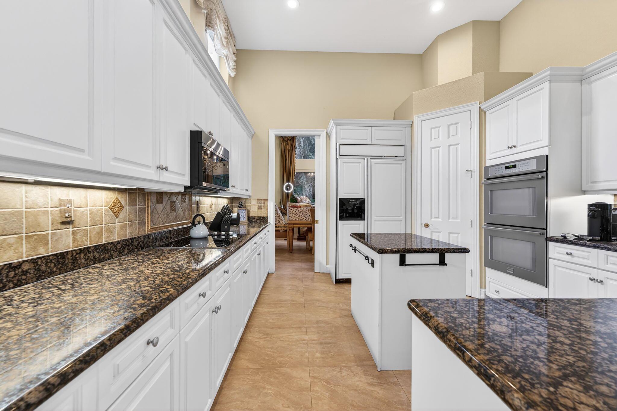 MEDITERRANIA LT 11 - Residential Lease