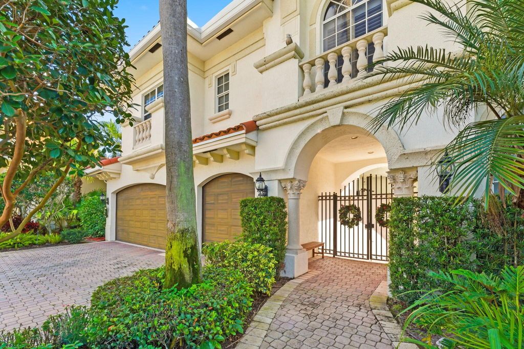 Photo of 7162 Via Firenze, Boca Raton, FL 33433 (MLS # R11147246)