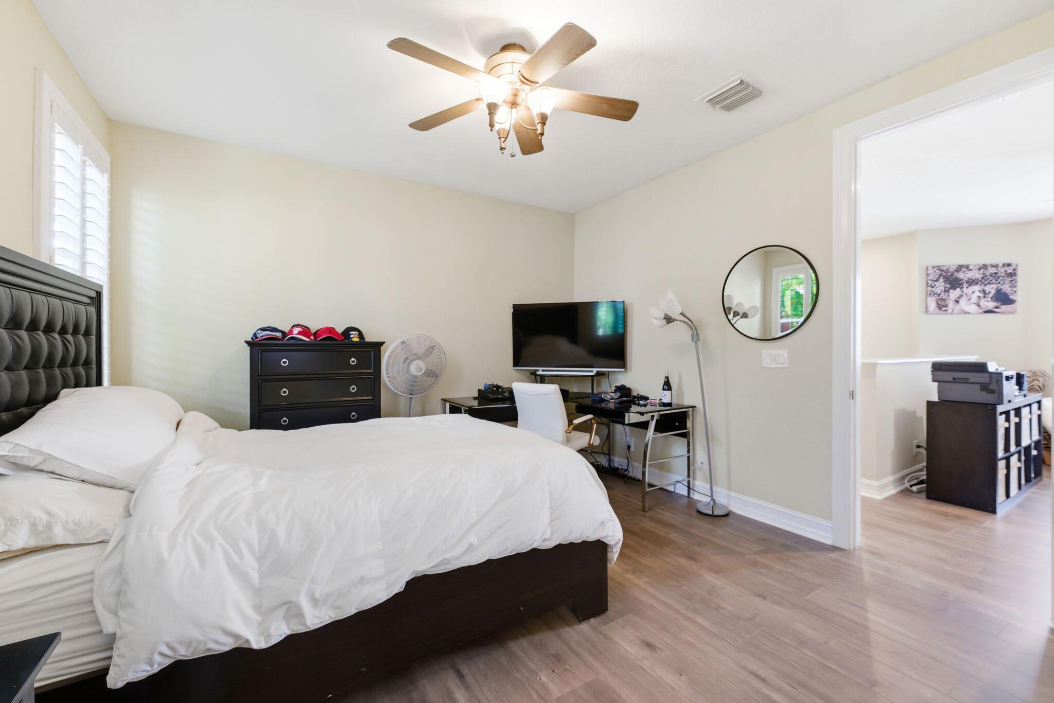 MEDITERRANIA LT 11 - Residential Lease