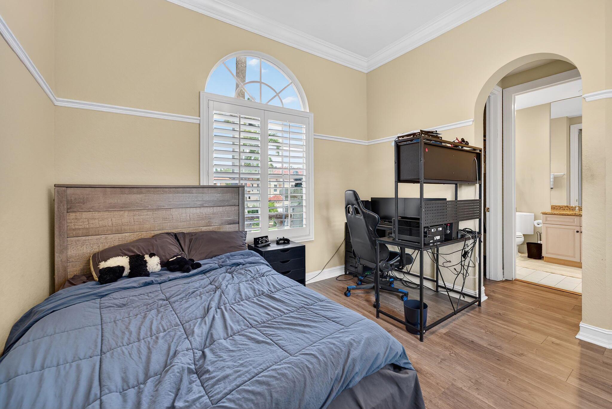 MEDITERRANIA LT 11 - Residential Lease