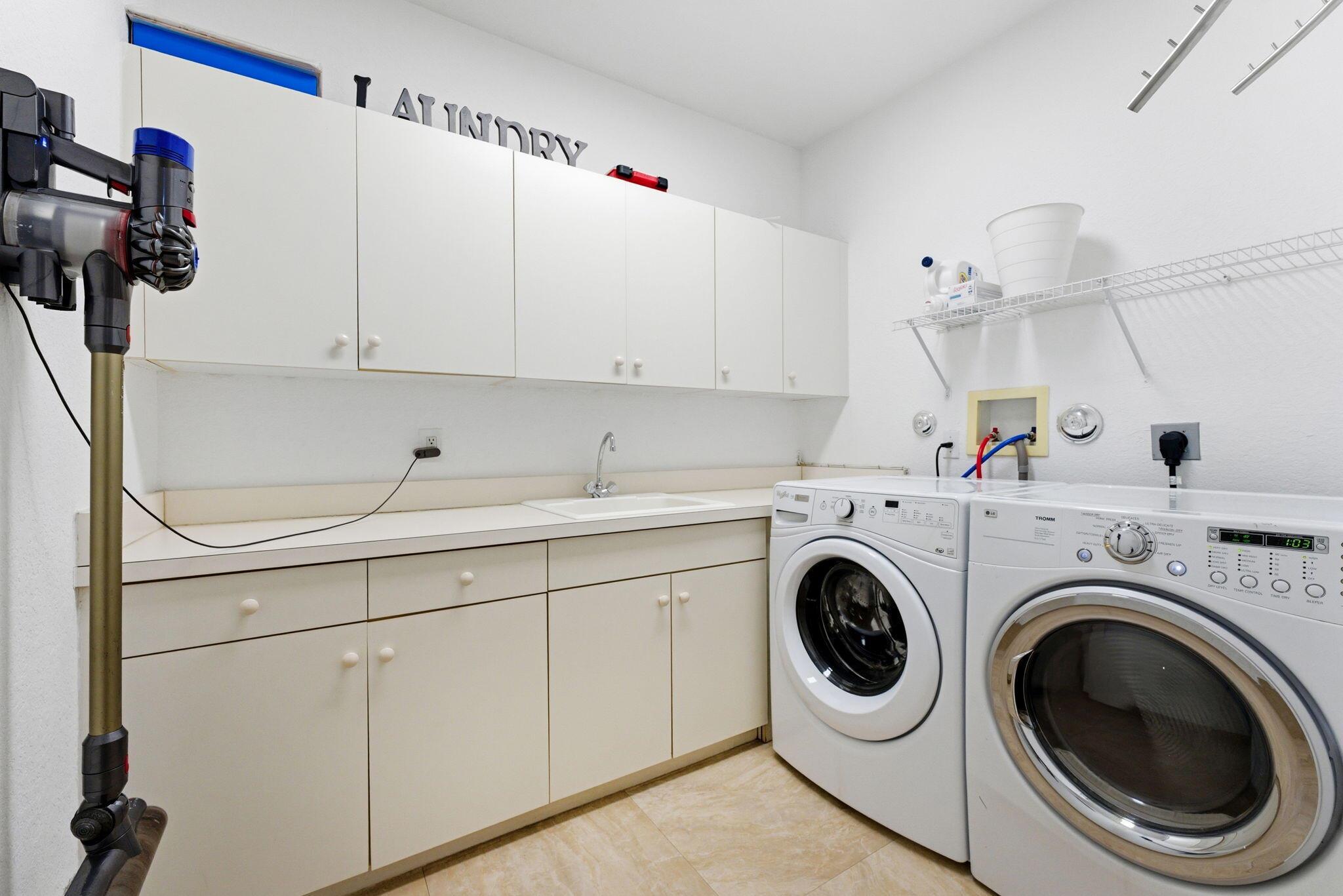 MEDITERRANIA LT 11 - Residential Lease