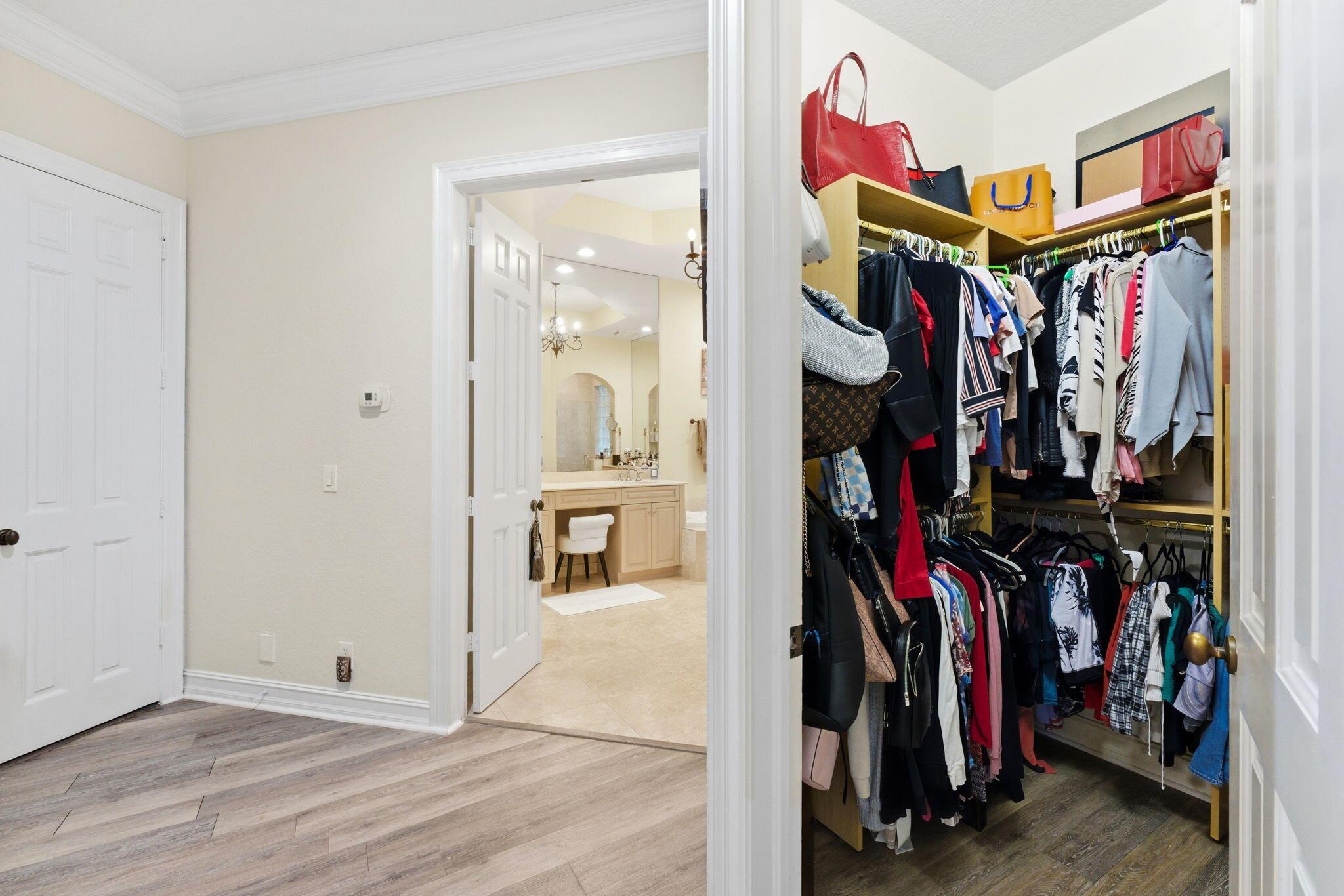 MEDITERRANIA LT 11 - Residential Lease