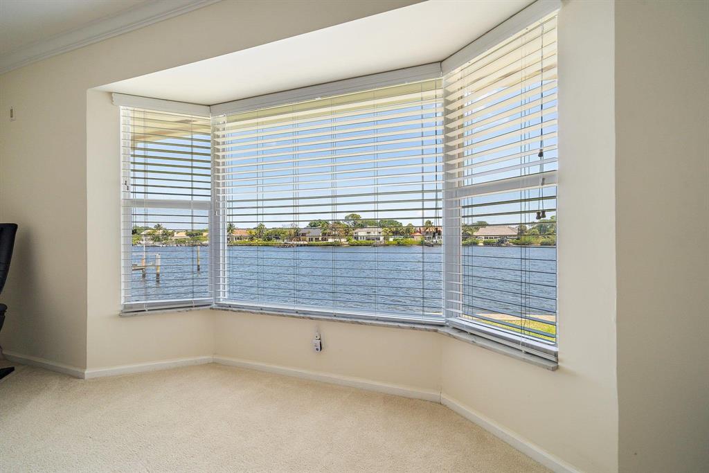 Country Club Point - Residential