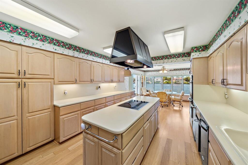 Country Club Point - Residential