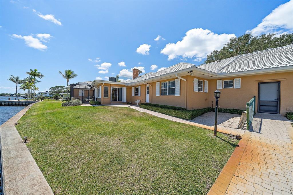 Country Club Point - Residential