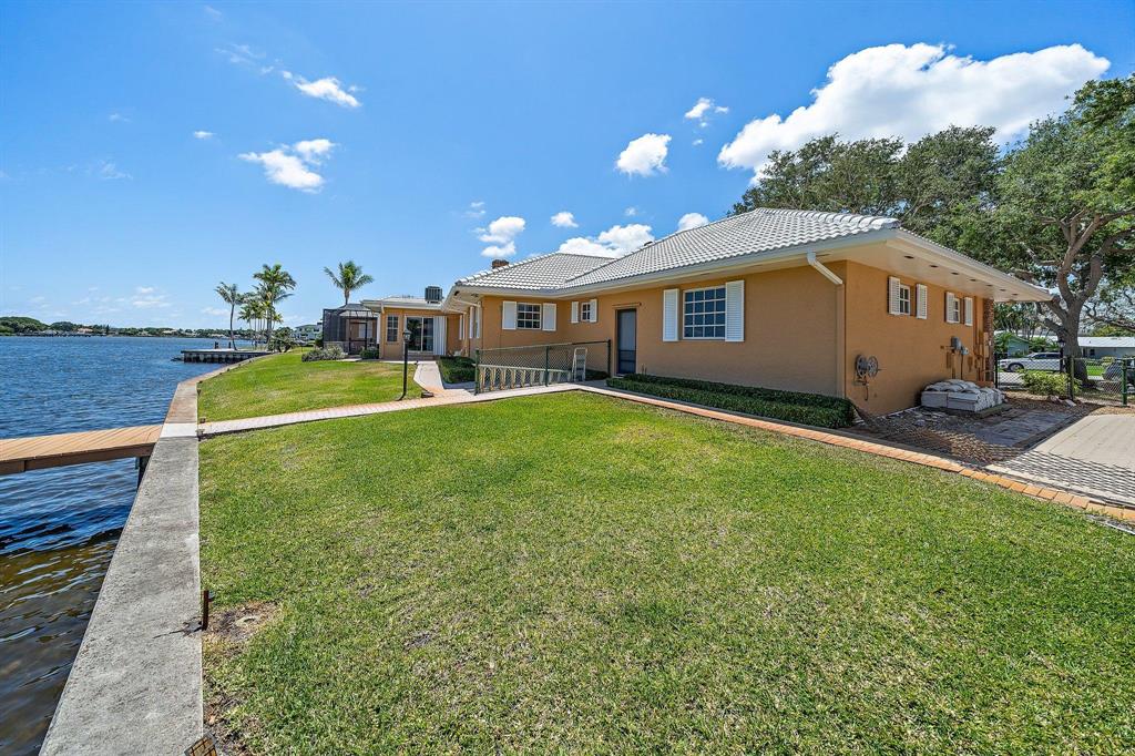 Country Club Point - Residential