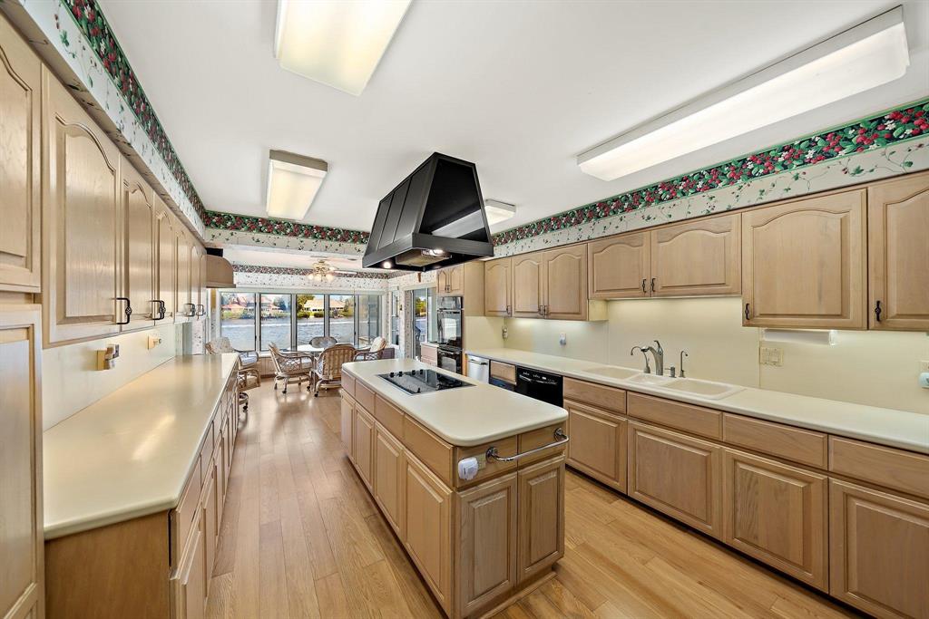 Country Club Point - Residential