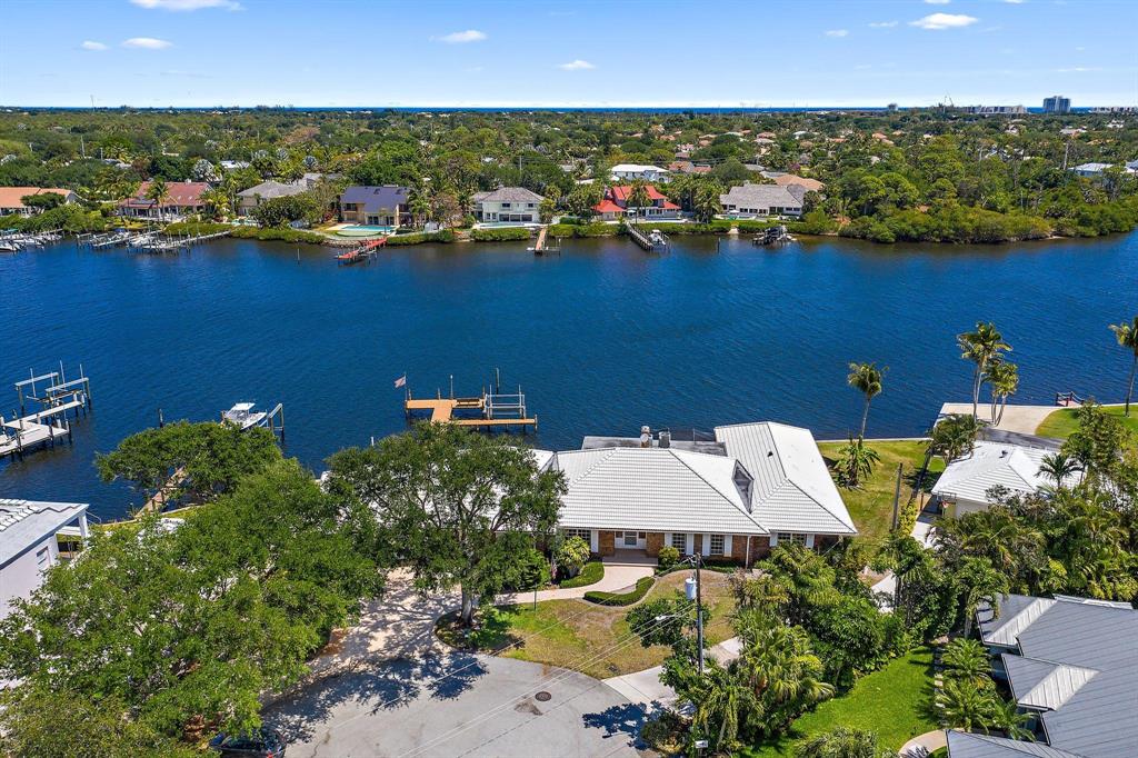 Country Club Point - Residential