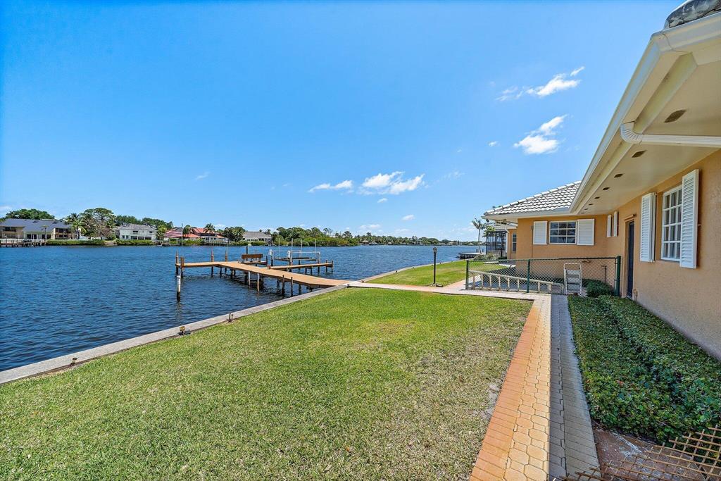 Country Club Point - Residential