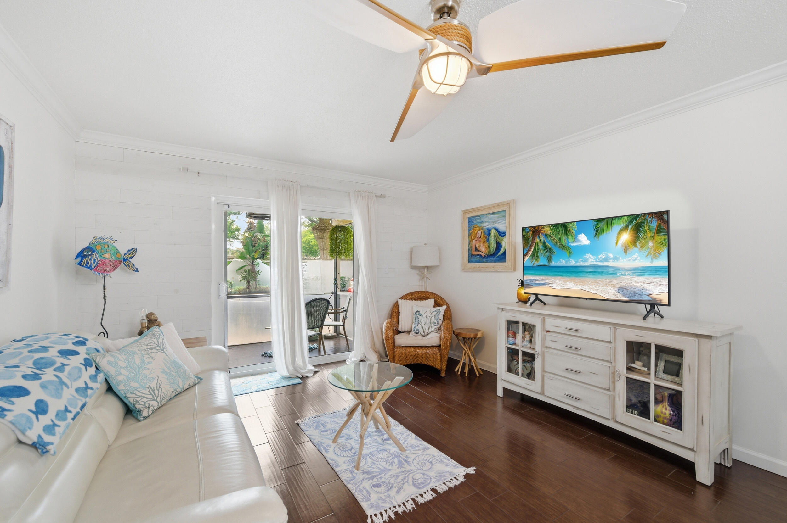 101 E Mcnab Road 102