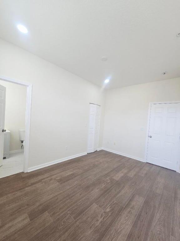 GREENWICH RESIDENTIAL CONDO - Residential