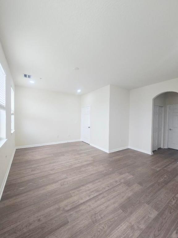 GREENWICH RESIDENTIAL CONDO - Residential