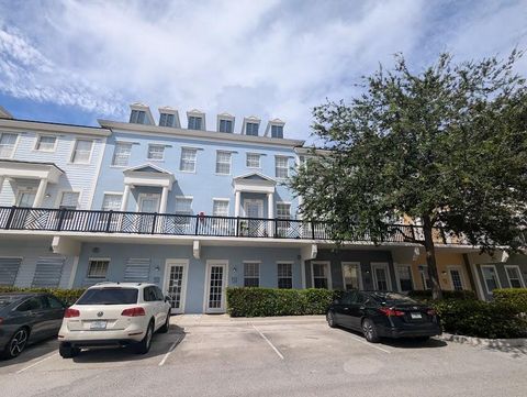 425 Greenwich Circle 204 Jupiter FL 33458