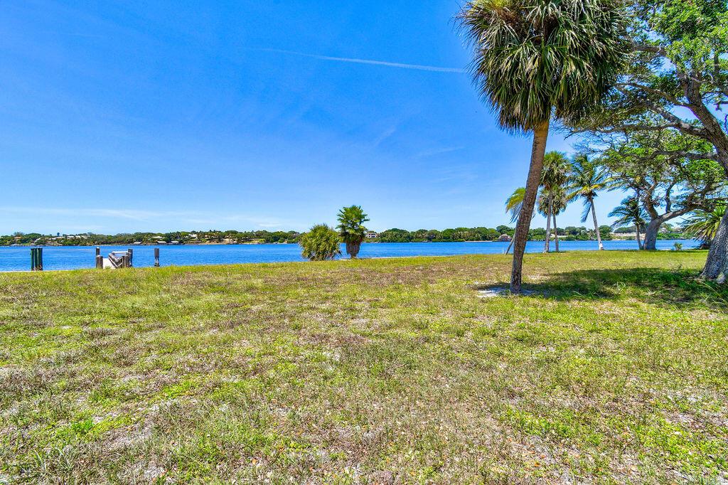 DUMONT MINOR PLAT - Land