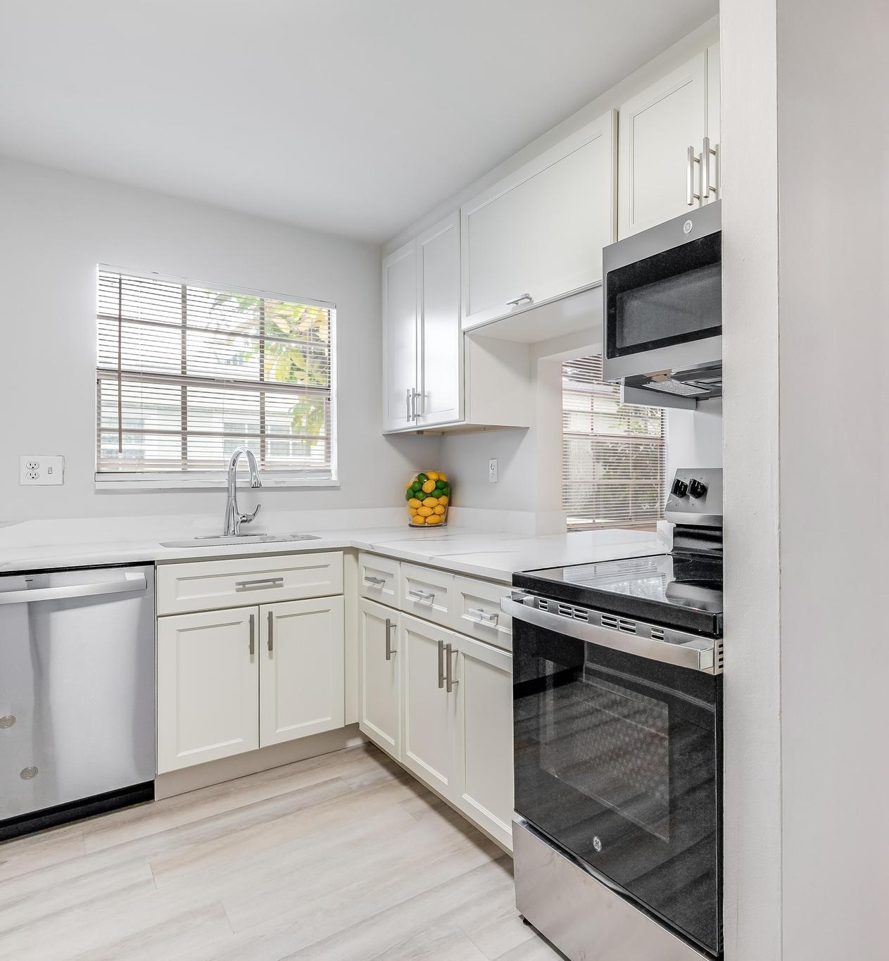 312 SE 10th Ave C