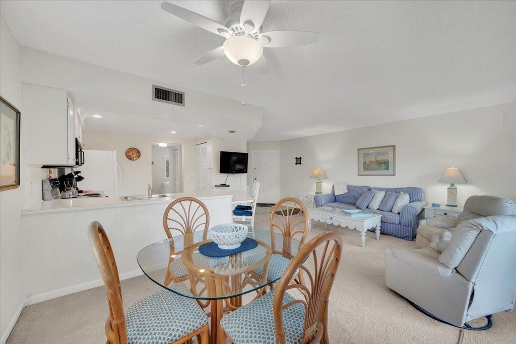 Photo of 1605 S Us Highway 1 #E306, Jupiter, FL 33477 (MLS # R11043346)