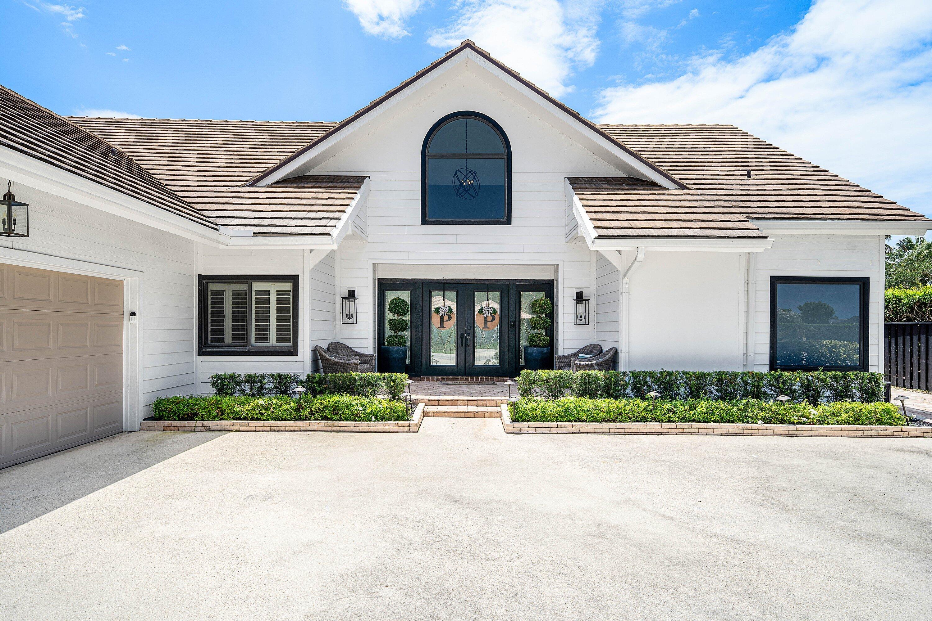 2707 Biarritz Drive