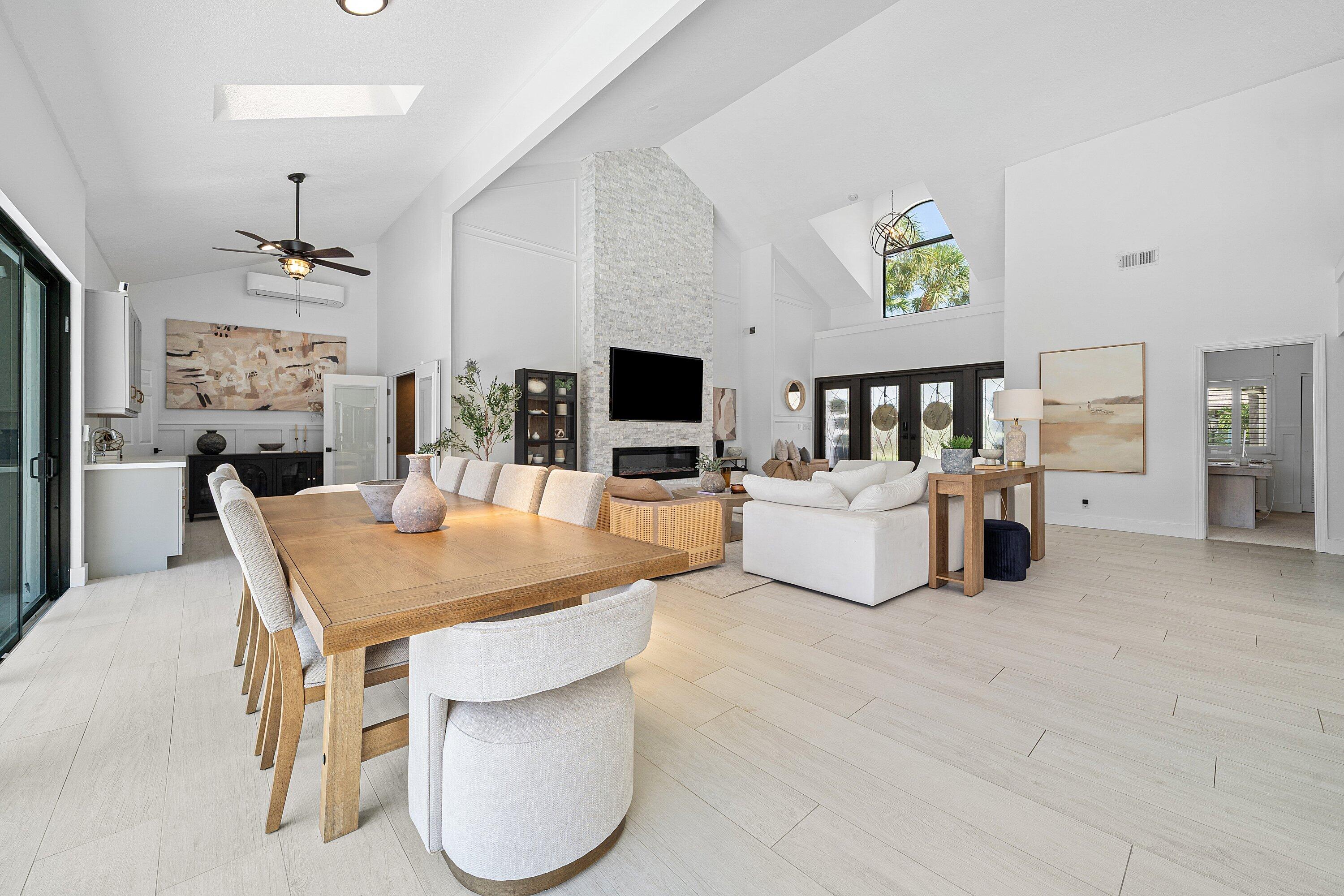 2707 Biarritz Drive