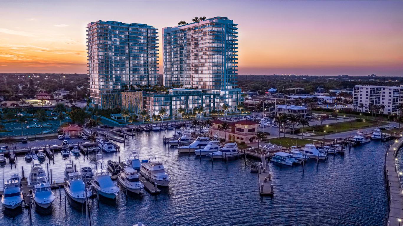 NAUTILUS 220 CONDOMINIUM - Residential