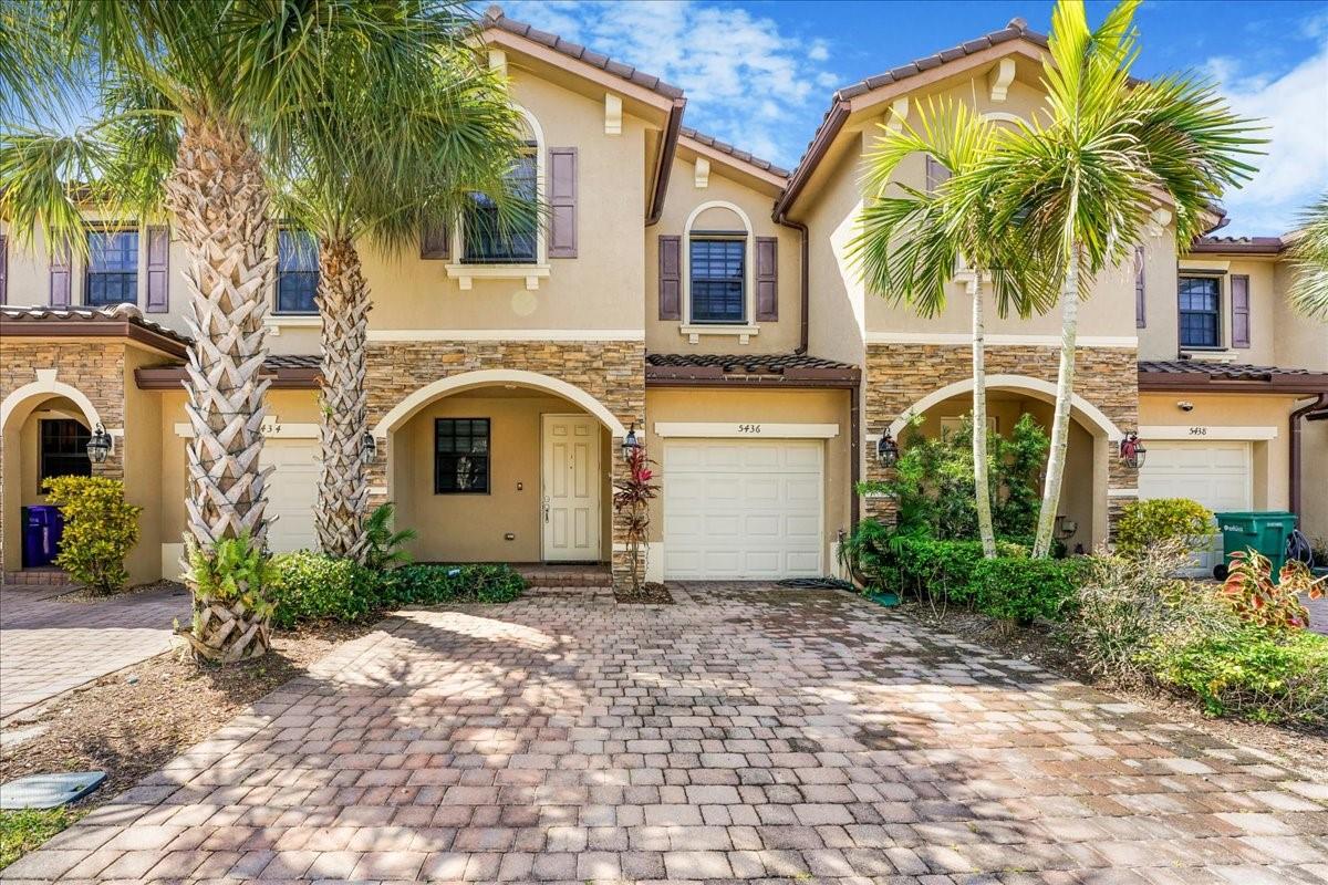 GORGEOUS TOWNHOUSE WITH ATTACHED GARAGE NEWLY BUILDING IN 2019. GATED COMMUNITY WITH COMMUNITY POOL AND WALKING TRAIL AROUND THE LAKE. GREAT LOCATION CLOSE TO SHOPPING, RESTAURANTS AND ENTERTAINMENT. 3 BEDROOM, 2.5 BATHROOM WITH ALL THE UPGRADES. BUILT IN WINE BAR, SECURITY SYSTEM. FENCED YARD AREA THAT BACKS UP TO A CANAL. AMAZING KITCHEN WITH QUARTZ COUNTERS, STAINLESS STEEL APPLIANCES. UPSTAIRS WASHER AND DRYER. GARAGE HAS BUILT IN LOFT AREA FOR EXTRA STORAGE. DON'T MISS THE SPACIOUS UPDATED TOWNHOUSE.. FHA AND VA APPROVED