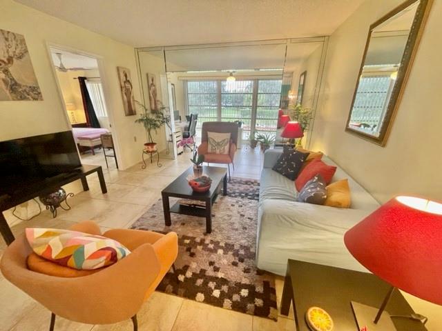 Nassau Village Wynmoor - Residential