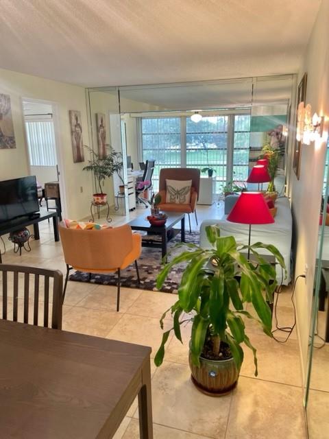 Nassau Village Wynmoor - Residential