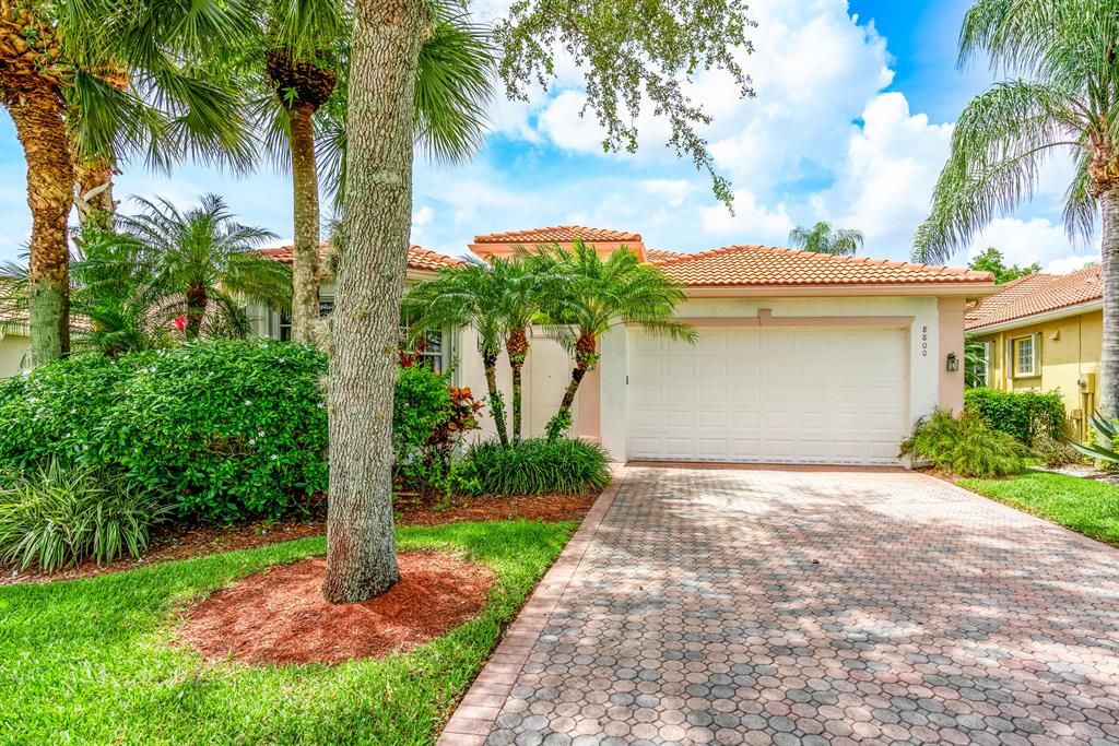 Photo of 8800 Palm River Drive Dr, Lake Worth, FL 33467 (MLS # R10733282)