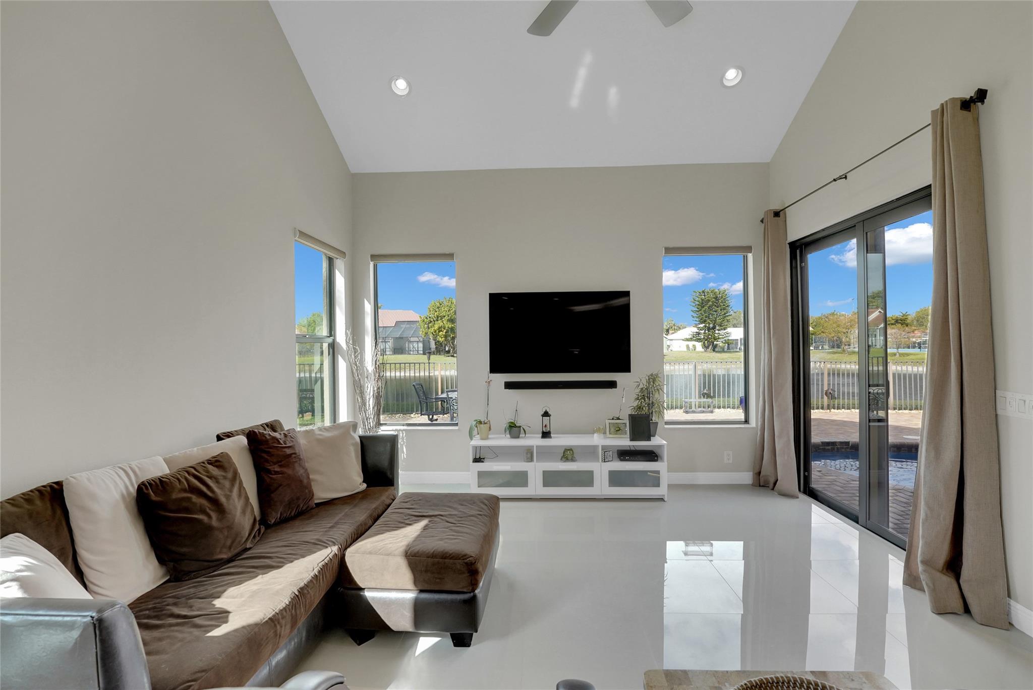 Lexington Homes Estates - Residential