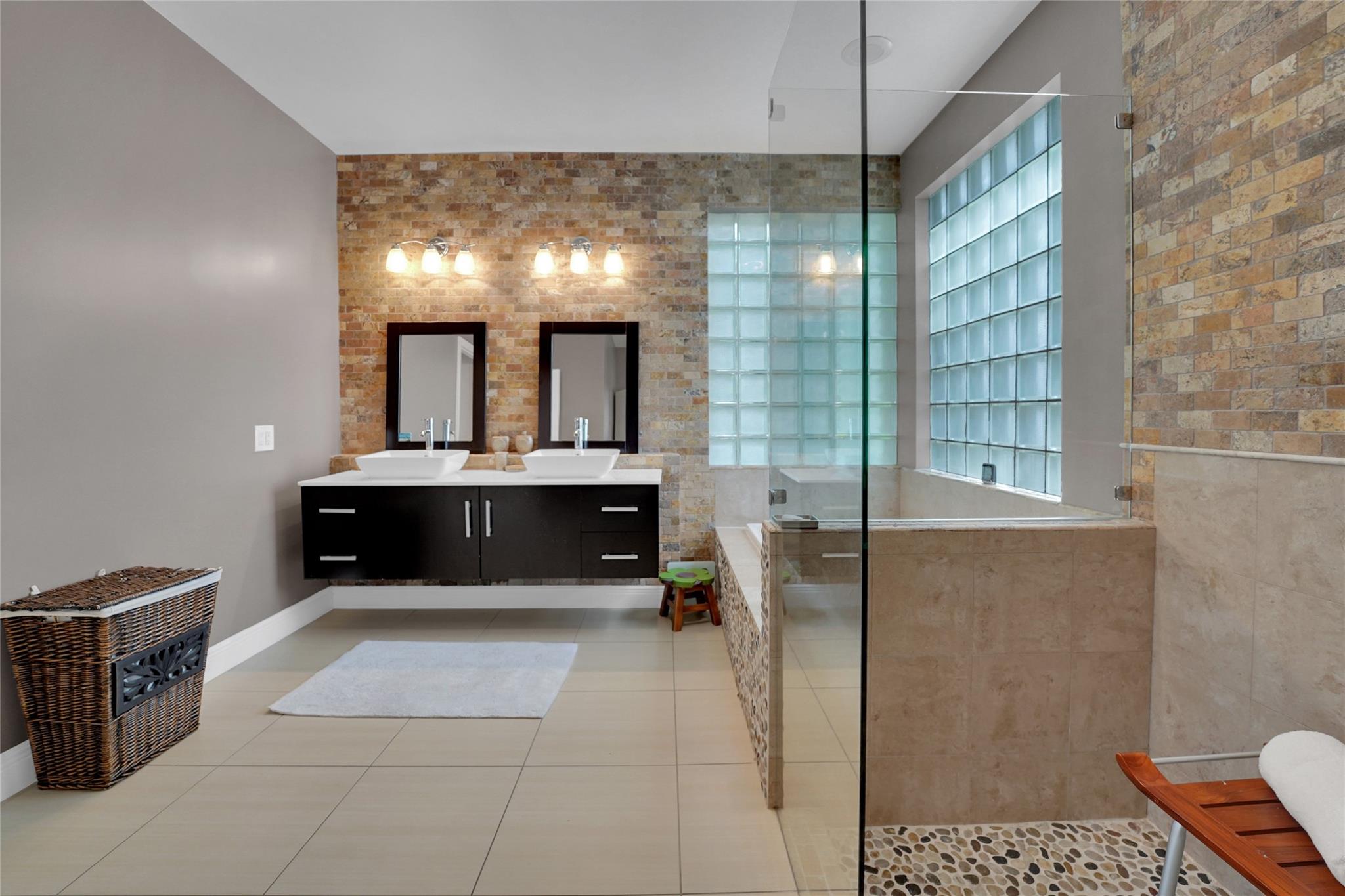 Lexington Homes Estates - Residential