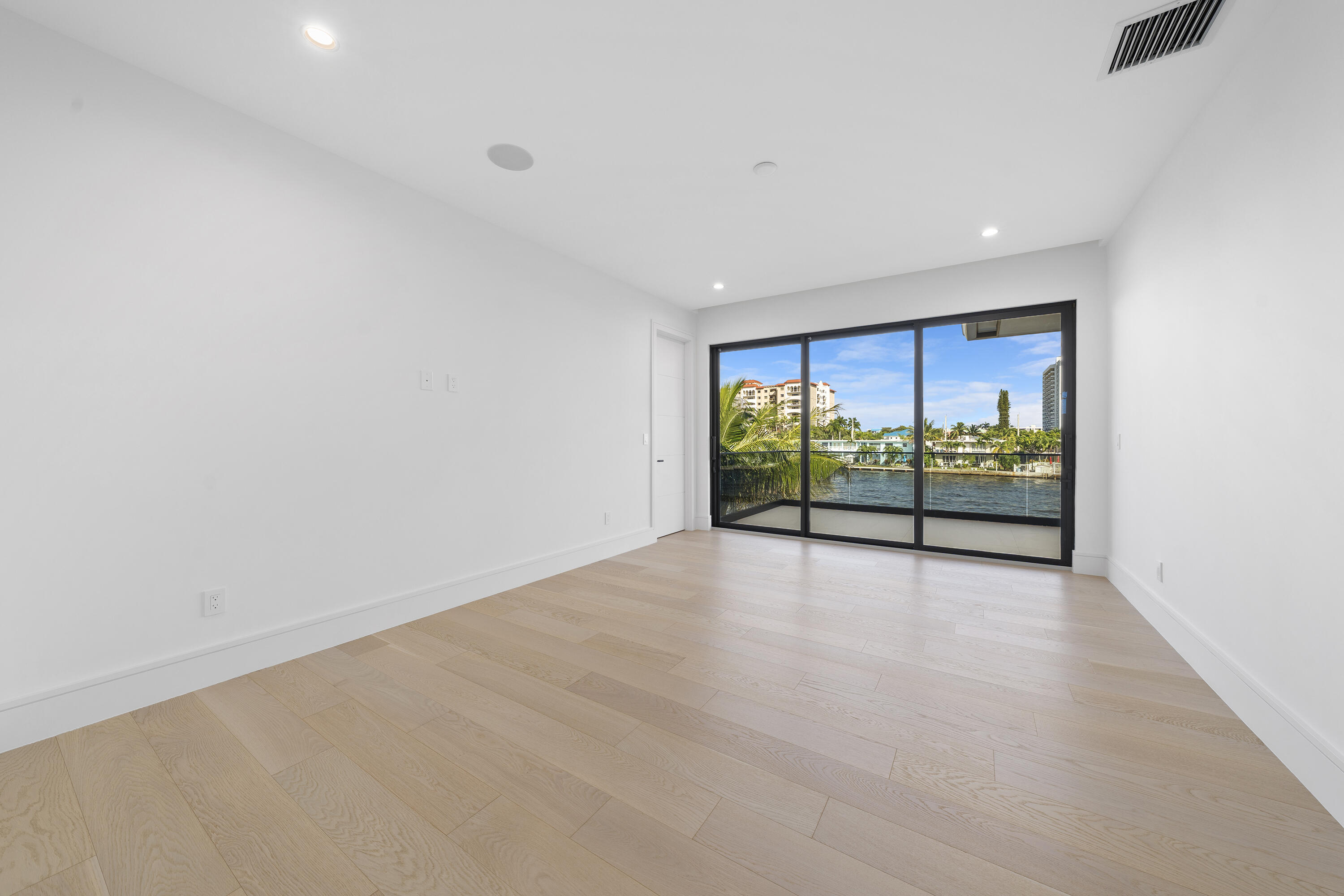 HARBOR VILLAGE SEC F - Residential