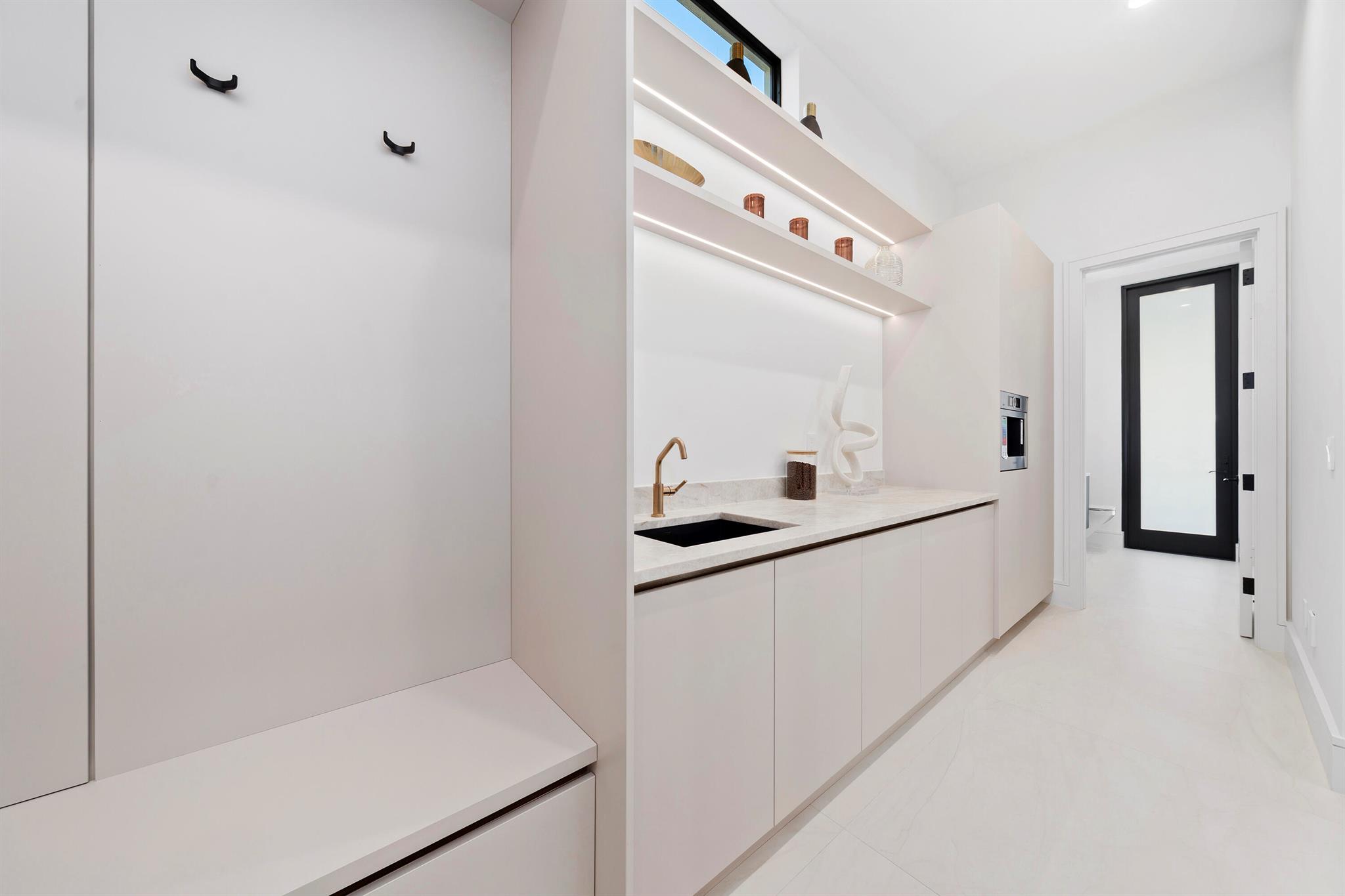 HARBOR VILLAGE SEC F - Residential