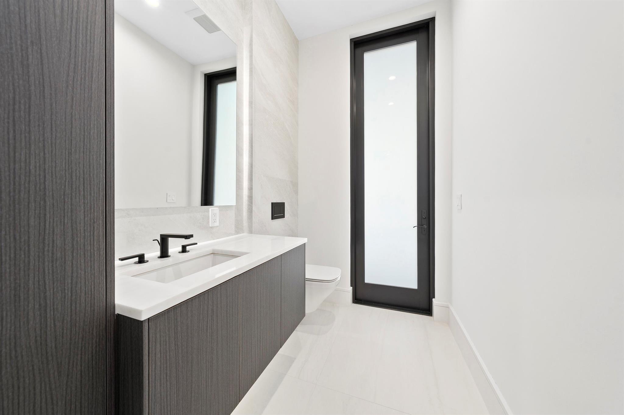 HARBOR VILLAGE SEC F - Residential