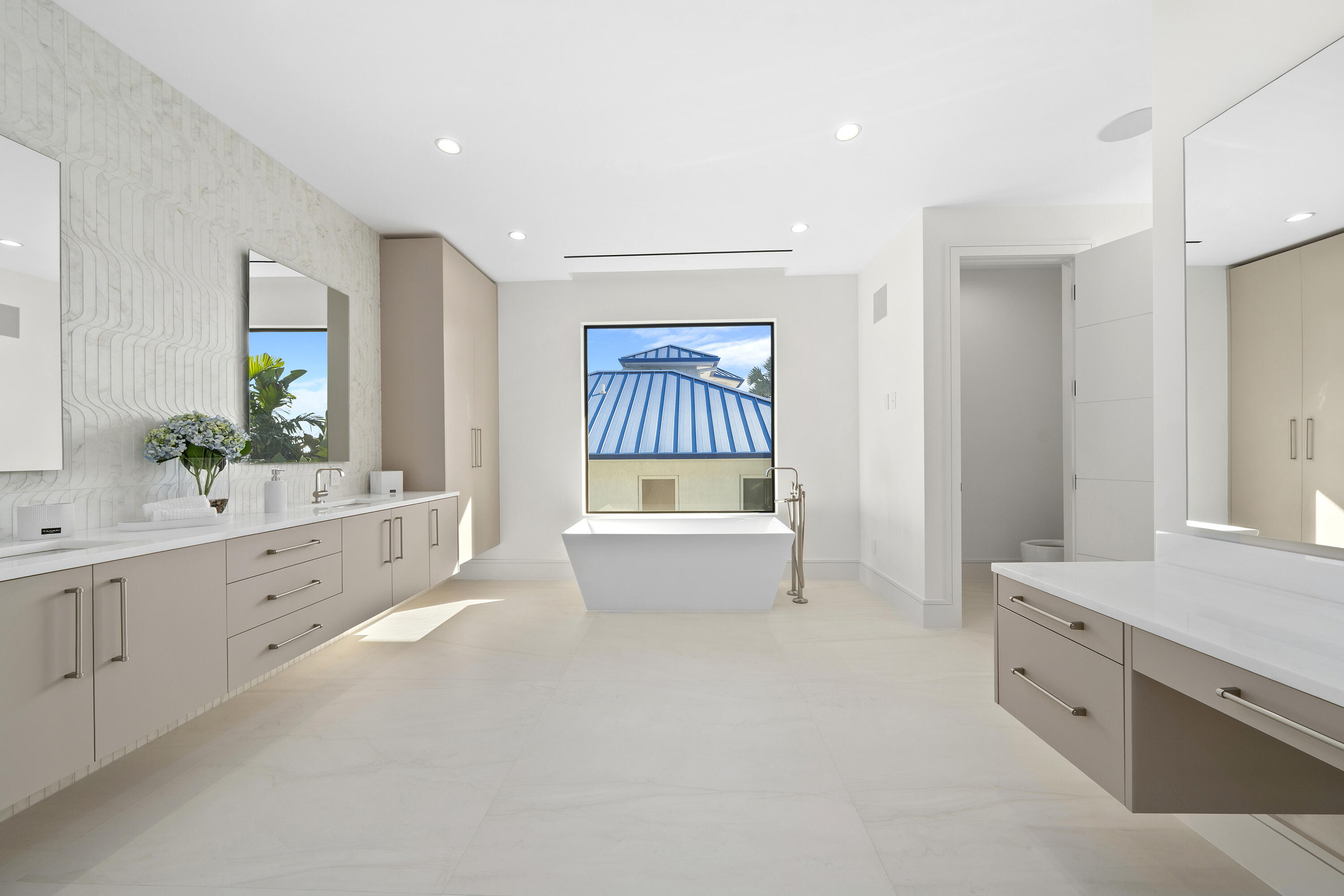 HARBOR VILLAGE SEC F - Residential