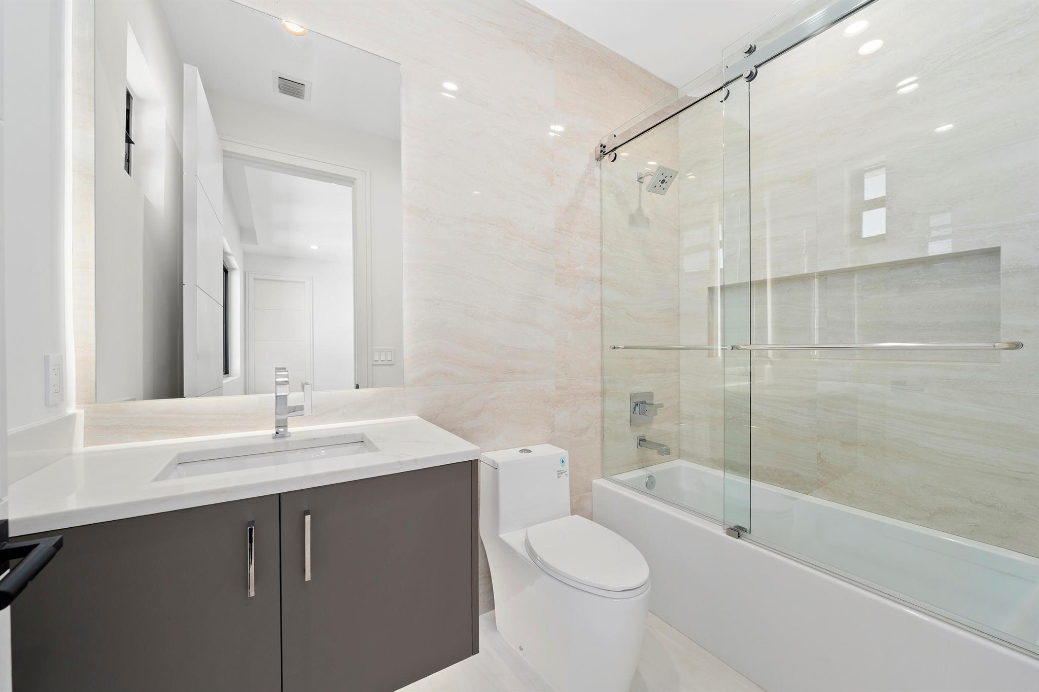 HARBOR VILLAGE SEC F - Residential