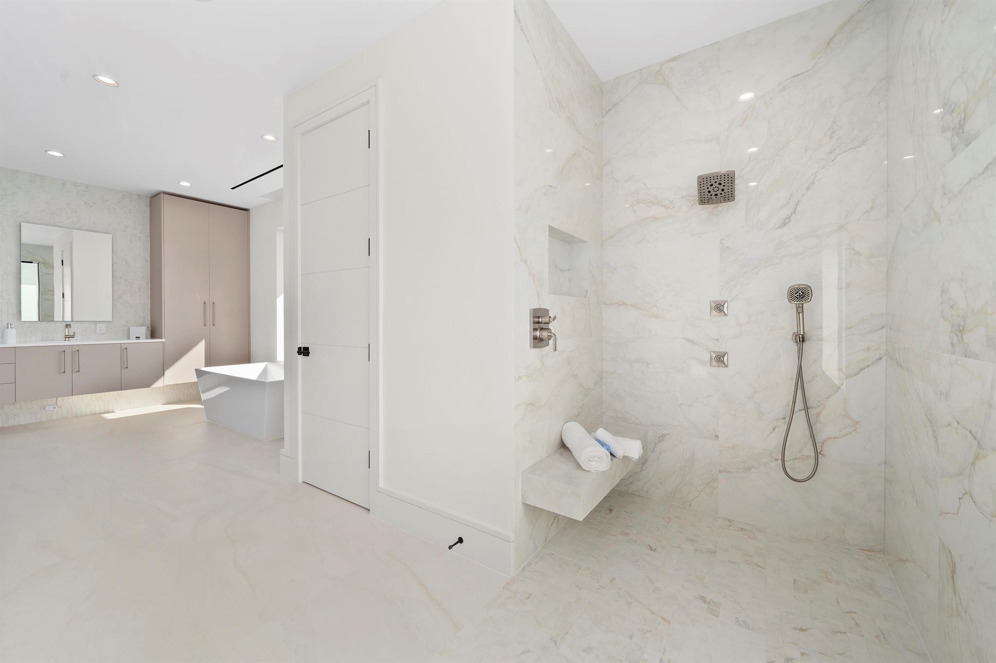 HARBOR VILLAGE SEC F - Residential