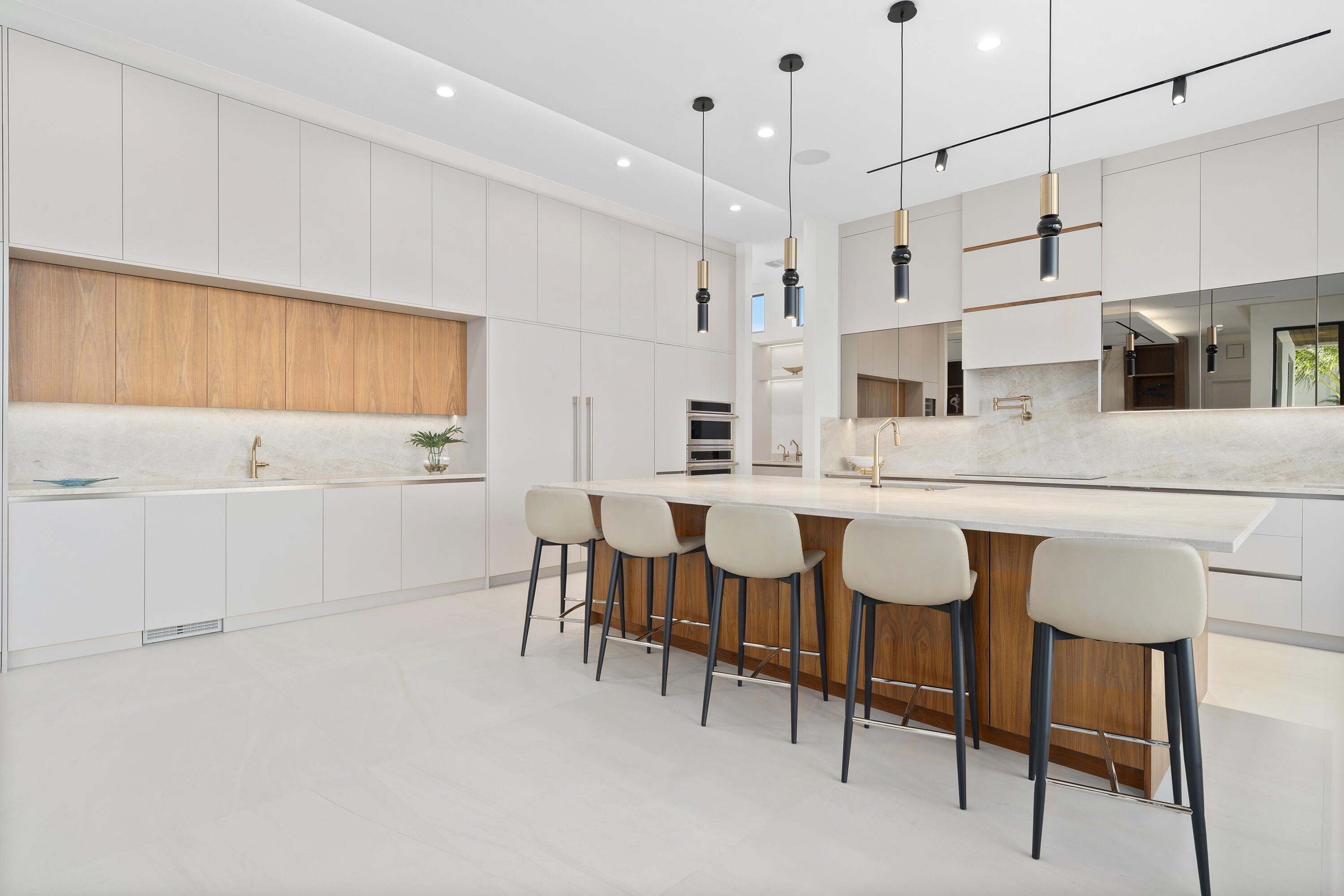 HARBOR VILLAGE SEC F - Residential