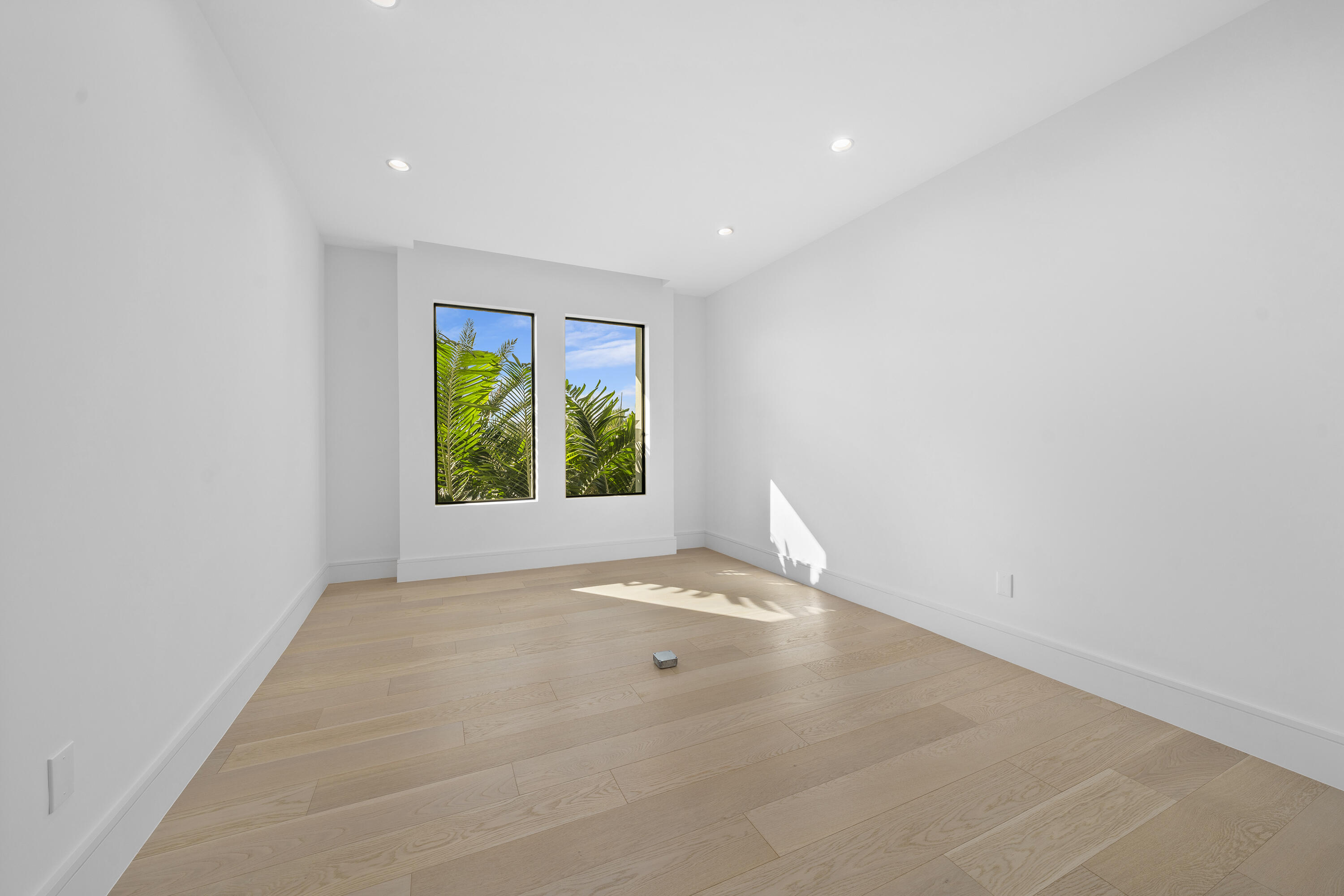 HARBOR VILLAGE SEC F - Residential