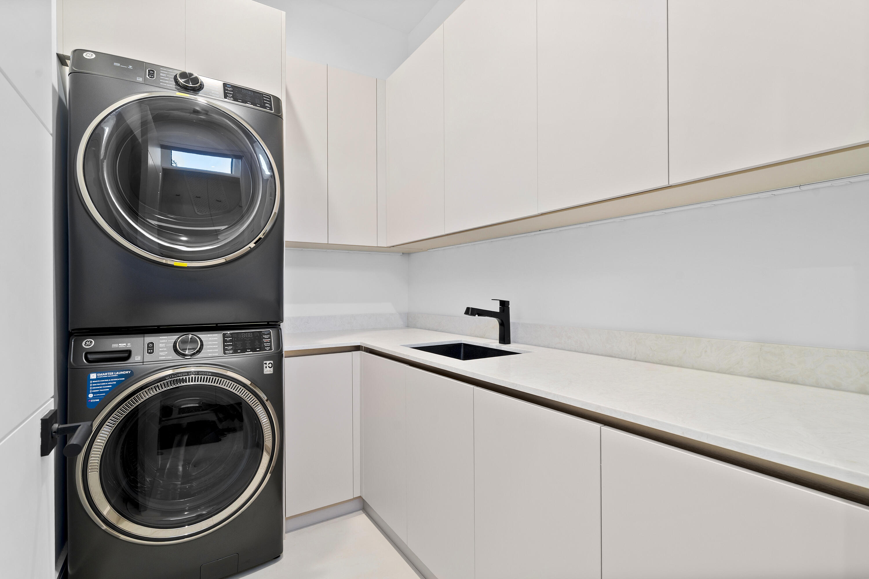 HARBOR VILLAGE SEC F - Residential