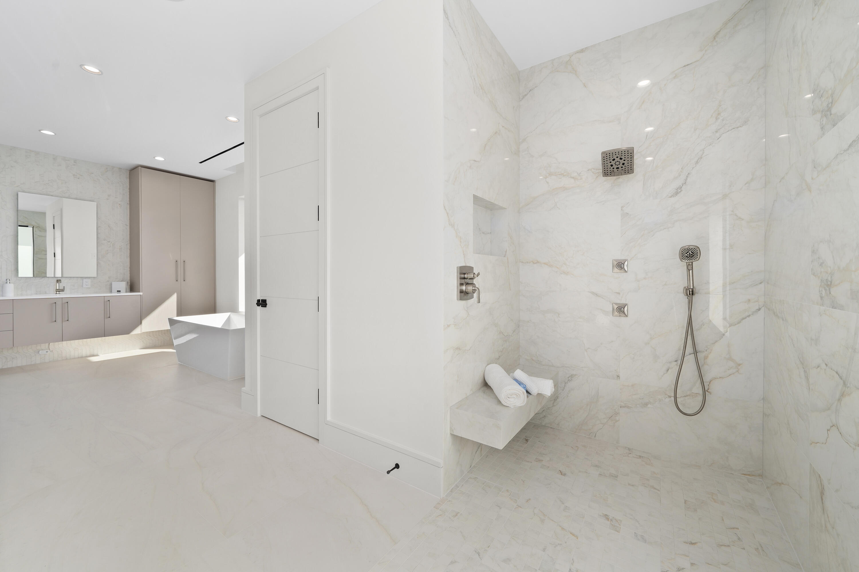 HARBOR VILLAGE SEC F - Residential