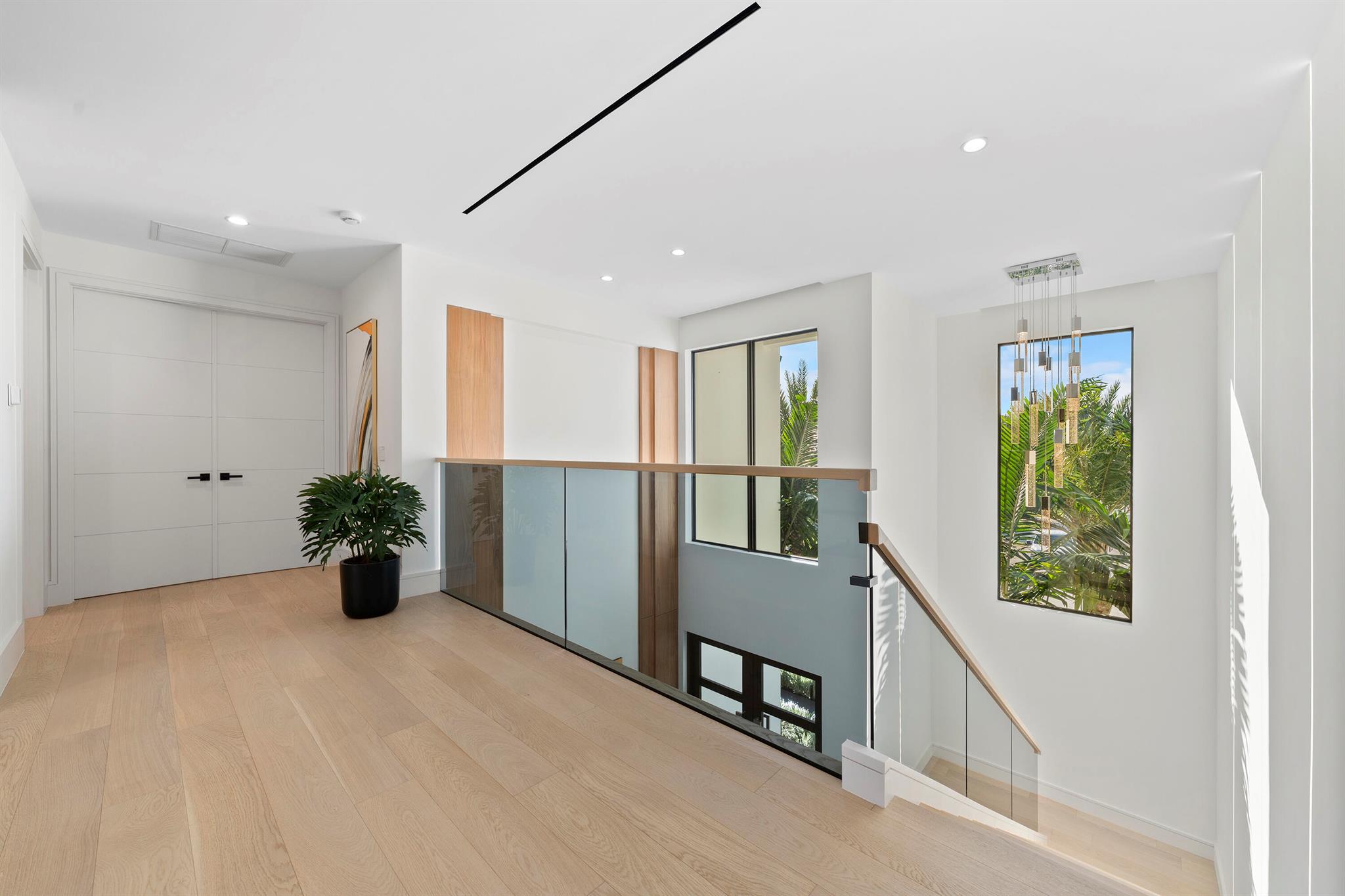 HARBOR VILLAGE SEC F - Residential