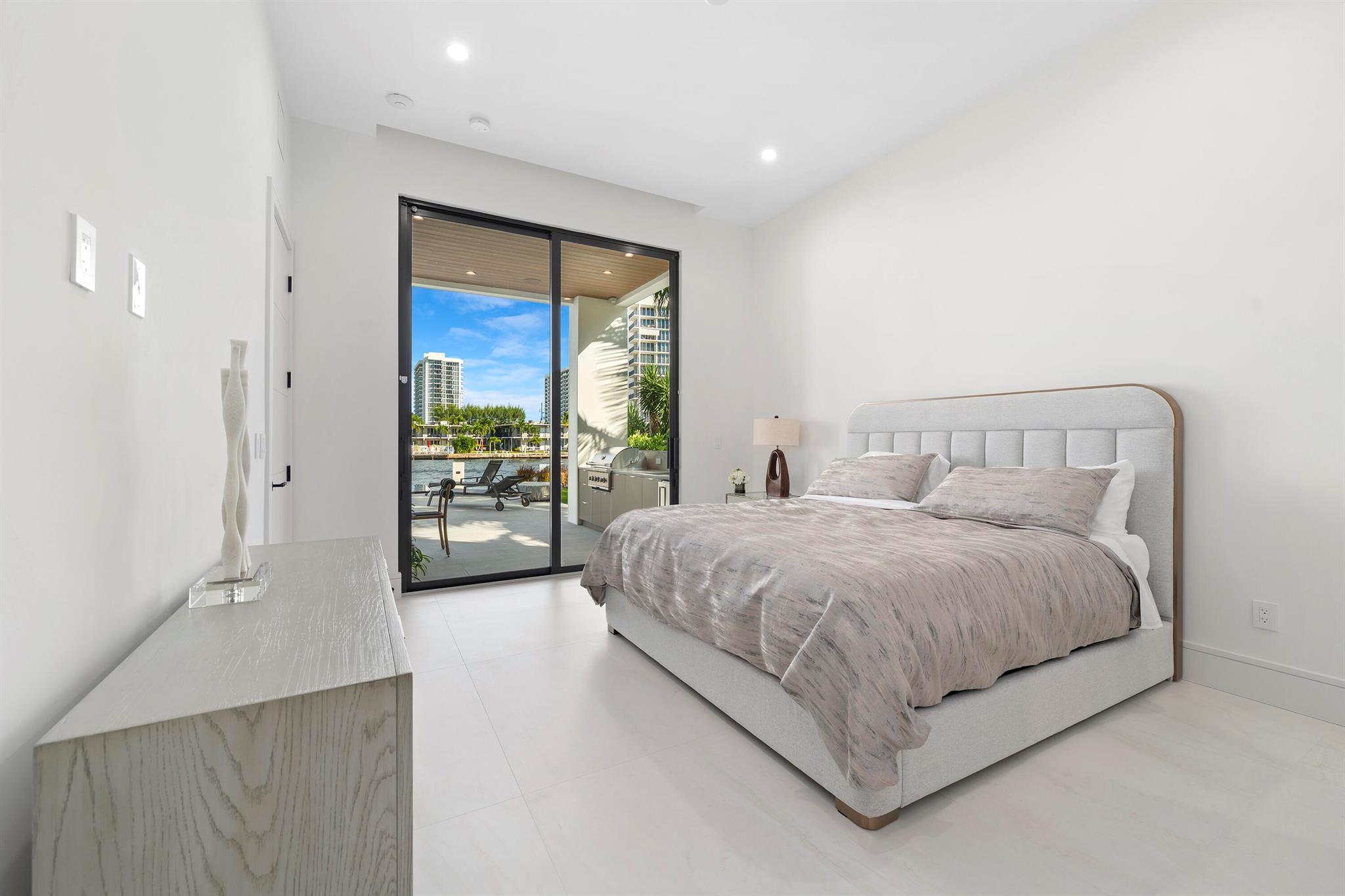 HARBOR VILLAGE SEC F - Residential