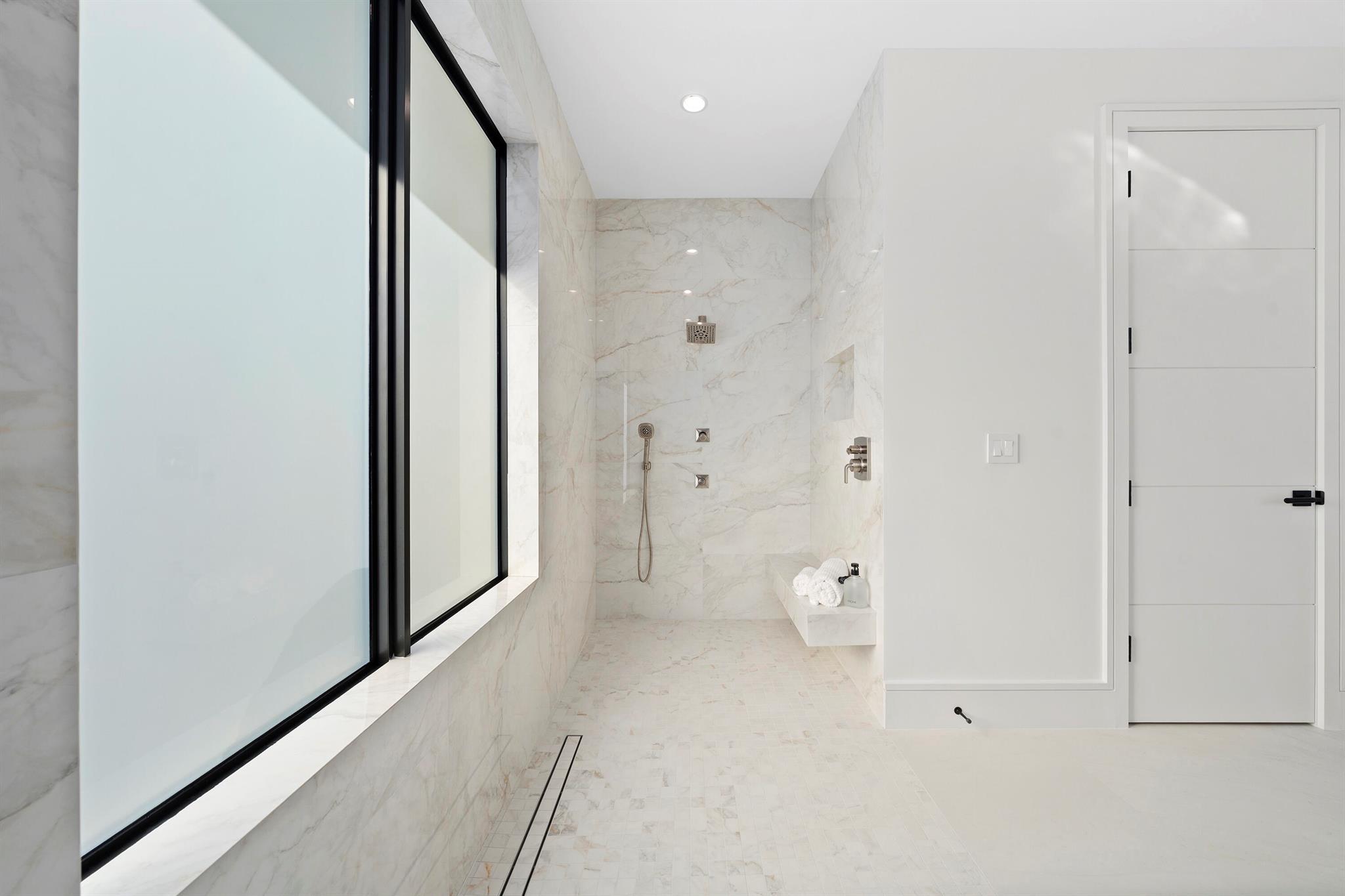 HARBOR VILLAGE SEC F - Residential