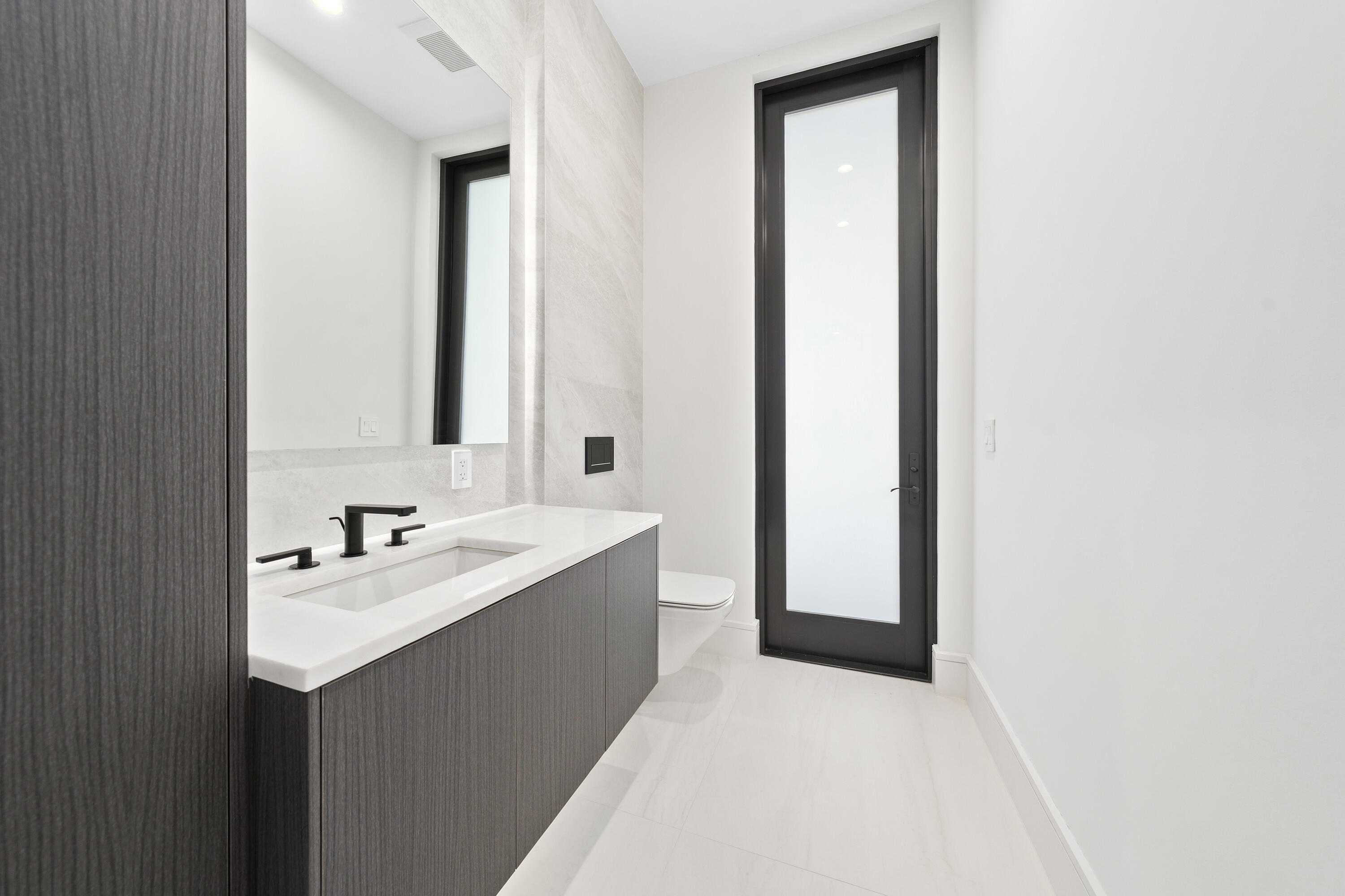 HARBOR VILLAGE SEC F - Residential