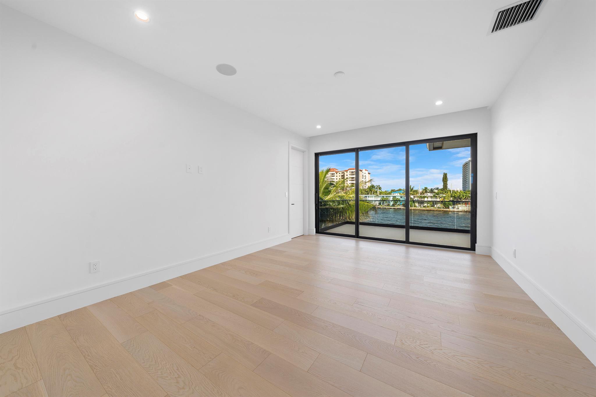 HARBOR VILLAGE SEC F - Residential