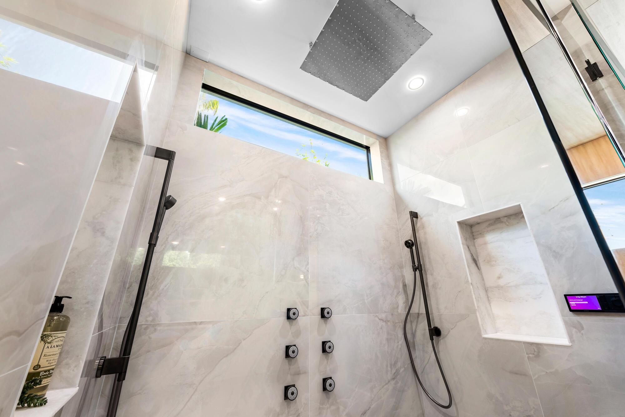 RIVIERA - Residential